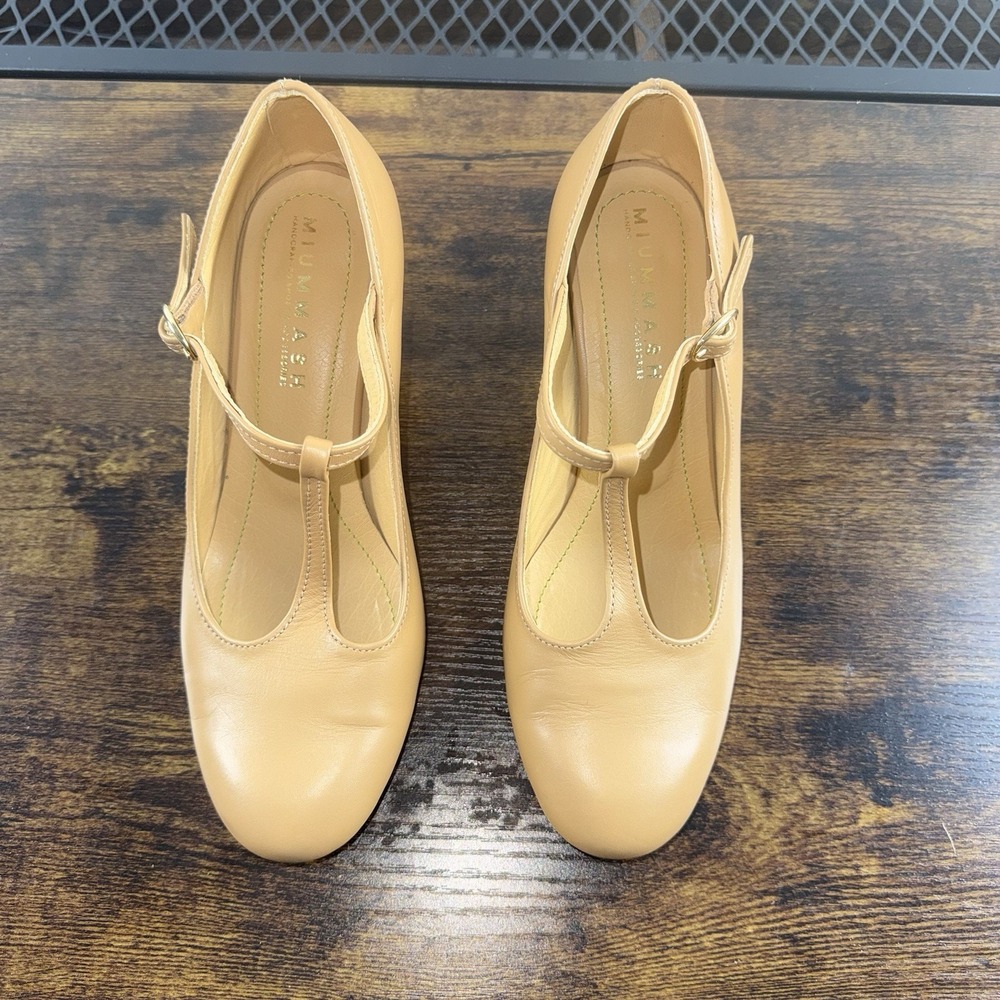 MIUMMASH Women's Tan 3" Leather Heel T Strap Size 37 Hard Sole Rubber Bottom - Picture 2 of 8